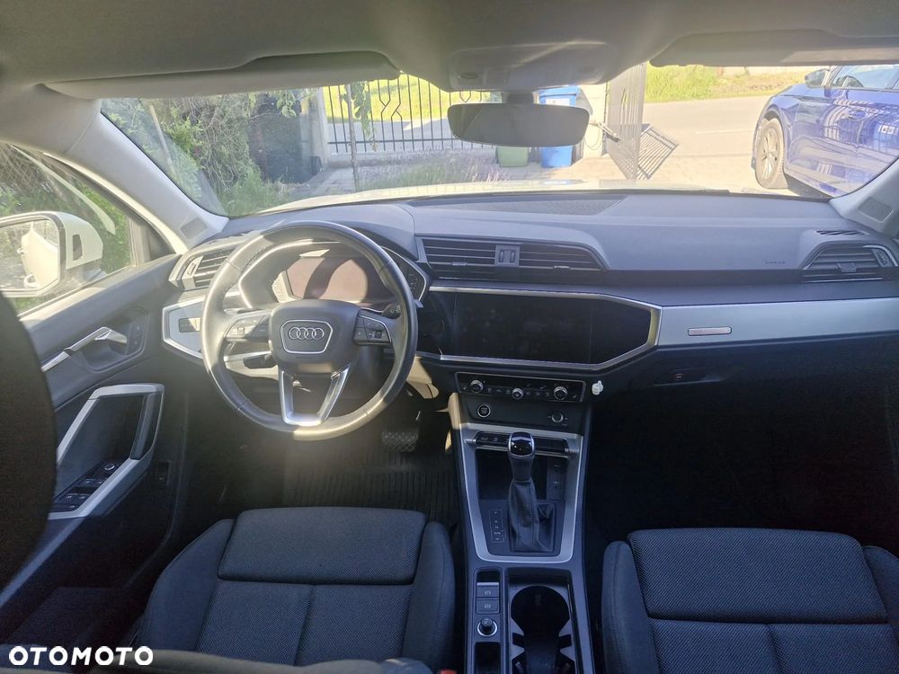 Audi Q3 35 TFSI S tronic - 8