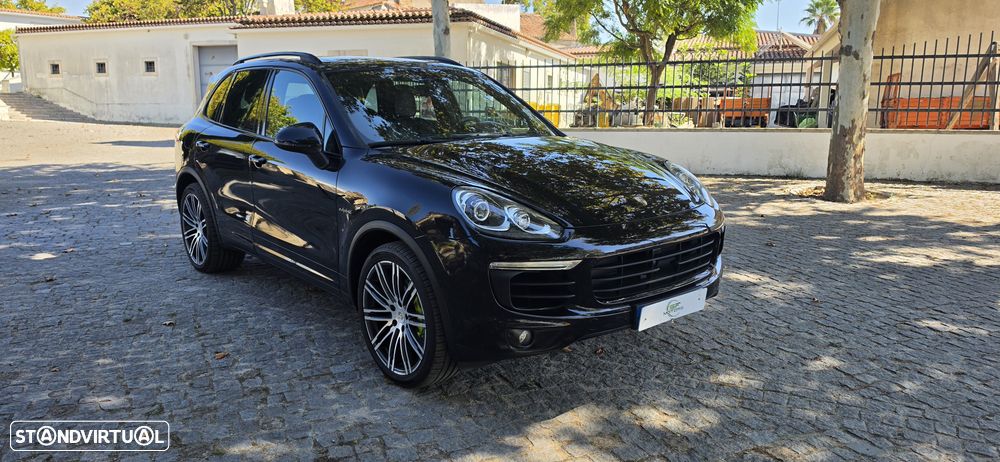 Porsche Cayenne 2015 photo 2