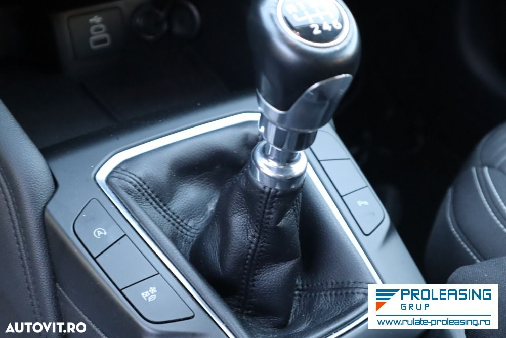 Ford Kuga 1.5 EcoBoost FWD Titanium - 10