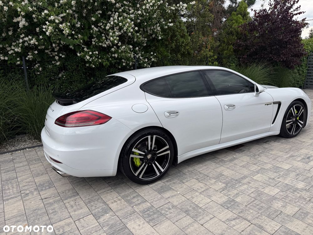 Porsche Panamera - 15