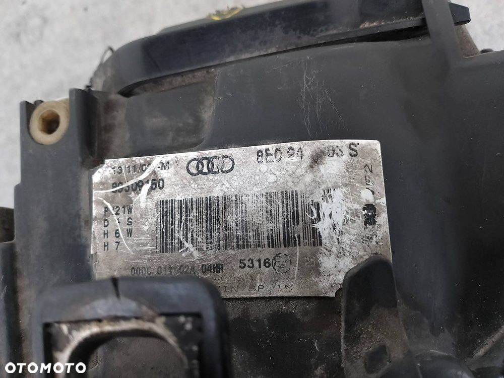 LAMPA PRZÓD LEWA XENON AUDI A4 B6 - 7