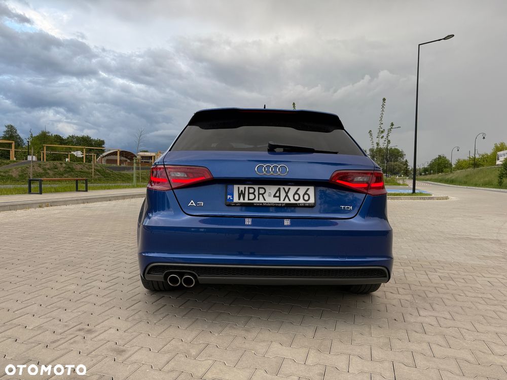 Audi A3 Sportback 2.0 TDI S tronic - 5