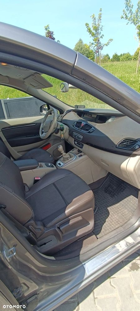 Renault Grand Scenic Gr 1.9 dCi Confort Privilege - 7