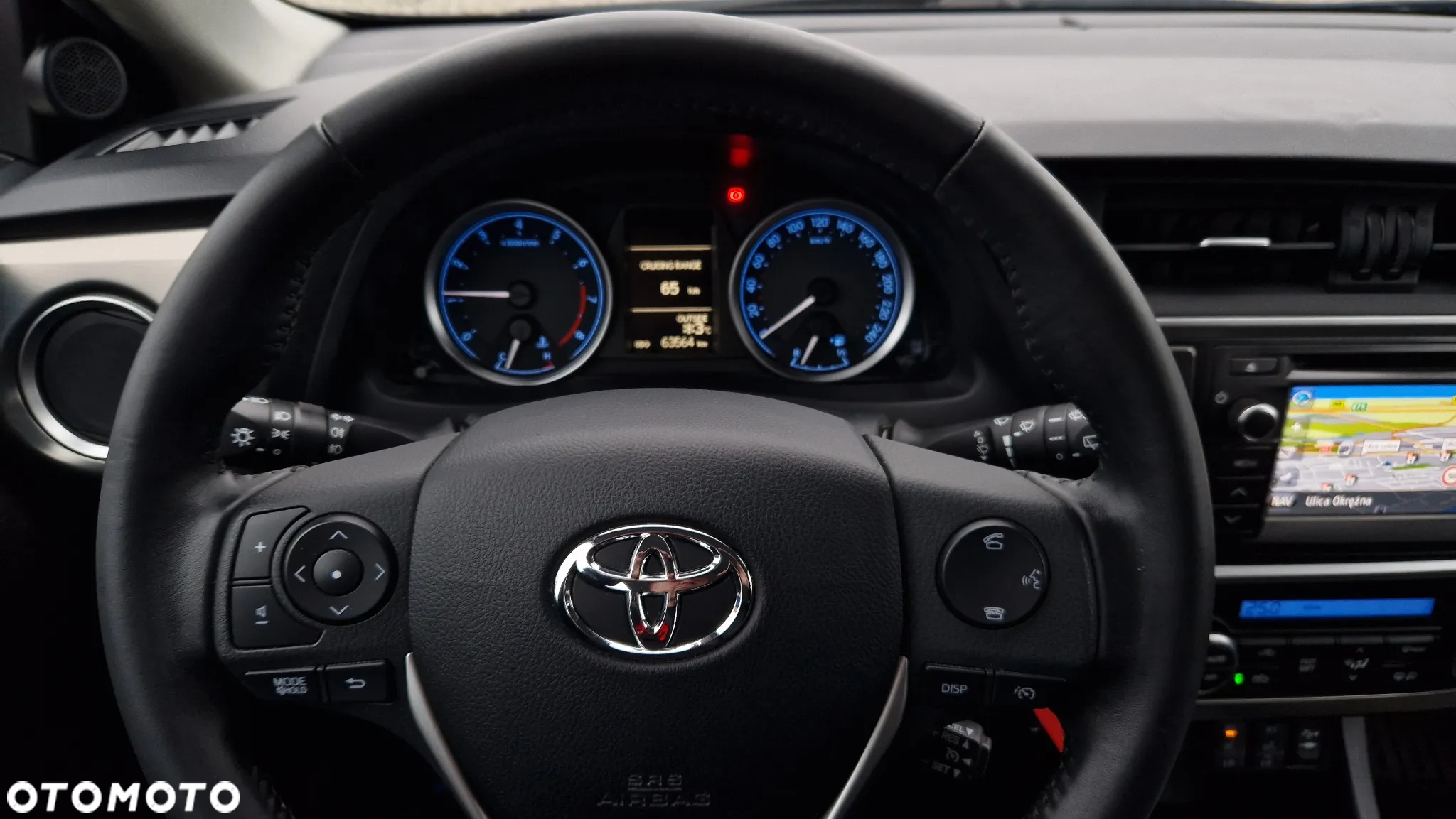 Toyota Auris 1.6 Prestige - 17