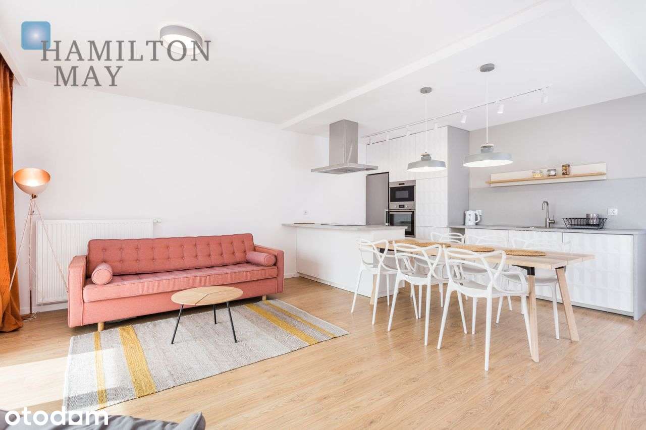 4 pokojowy apartament z garderobą i 2 łazienkami