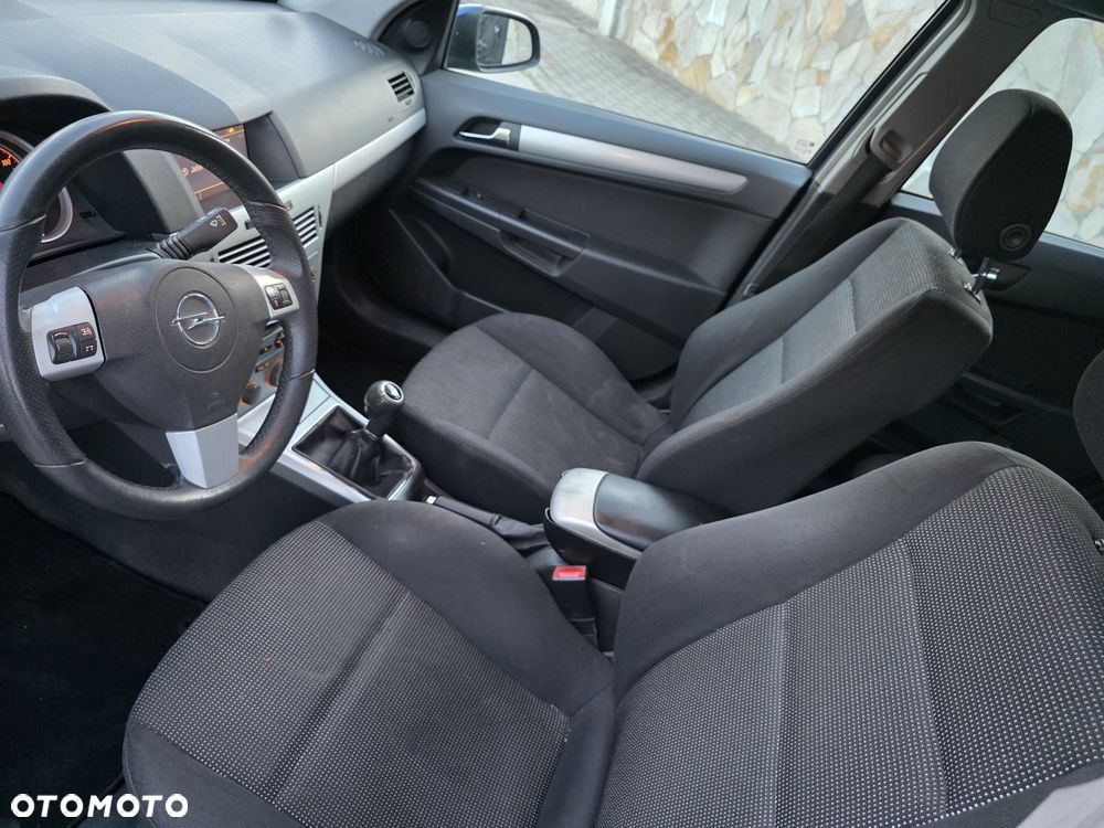 Opel Astra 1.8 Sport - 13