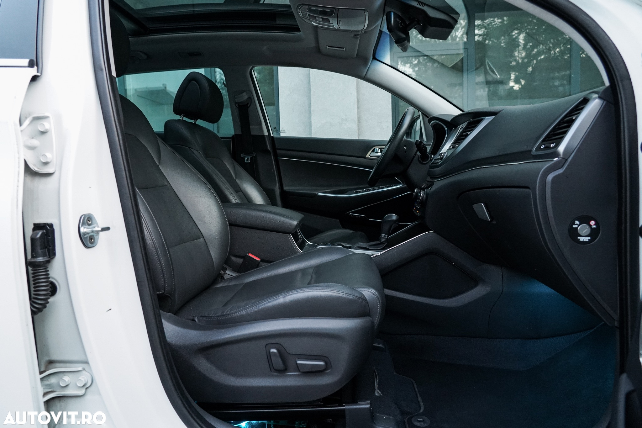 Hyundai Tucson 2.0 CRDI 4WD 6AT Luxury Pack+ - 16