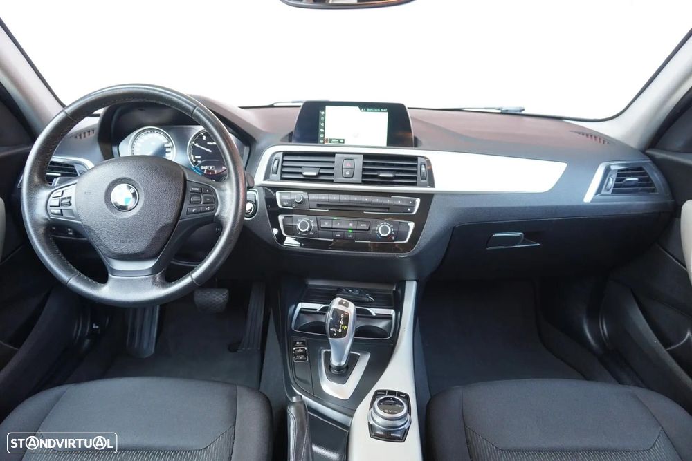 BMW 116 d Line Urban Auto - 6