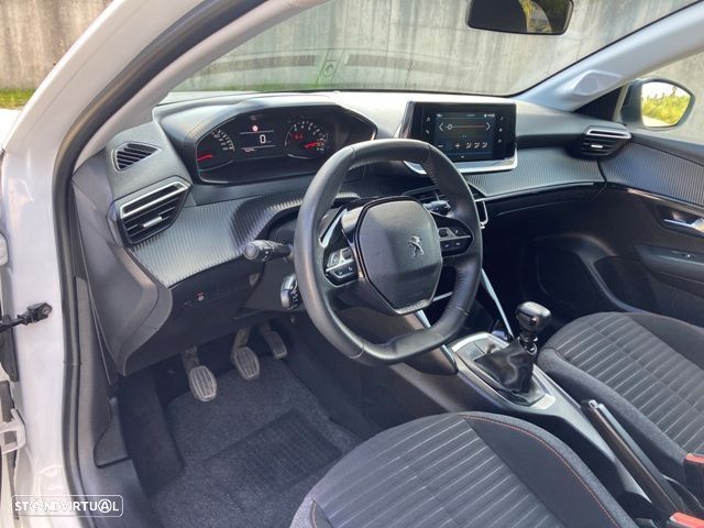 Peugeot 208 1.2 PureTech Allure - 11