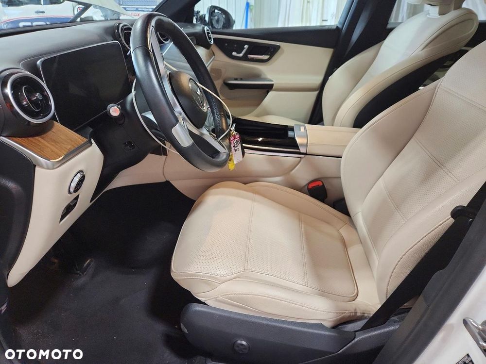 Mercedes-Benz GLC 300 4-Matic - 7