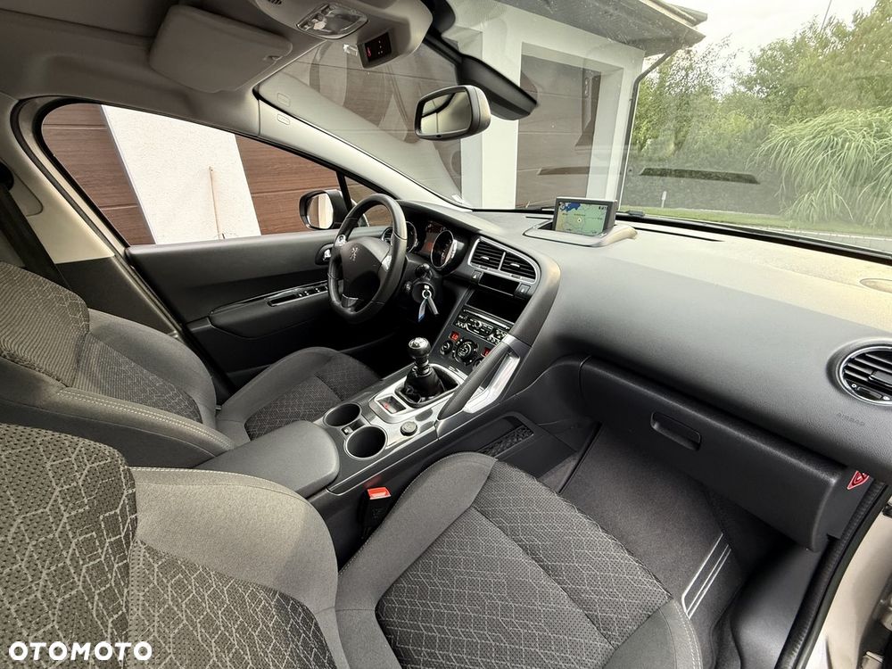 Peugeot 3008 1.6 THP Style - 28