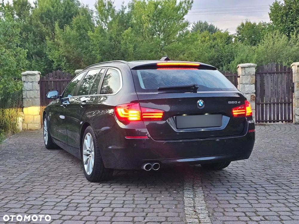 BMW Seria 5 520d - 8