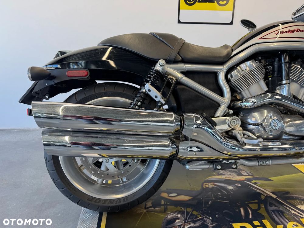 Harley-Davidson V-Rod Street Rod - 16