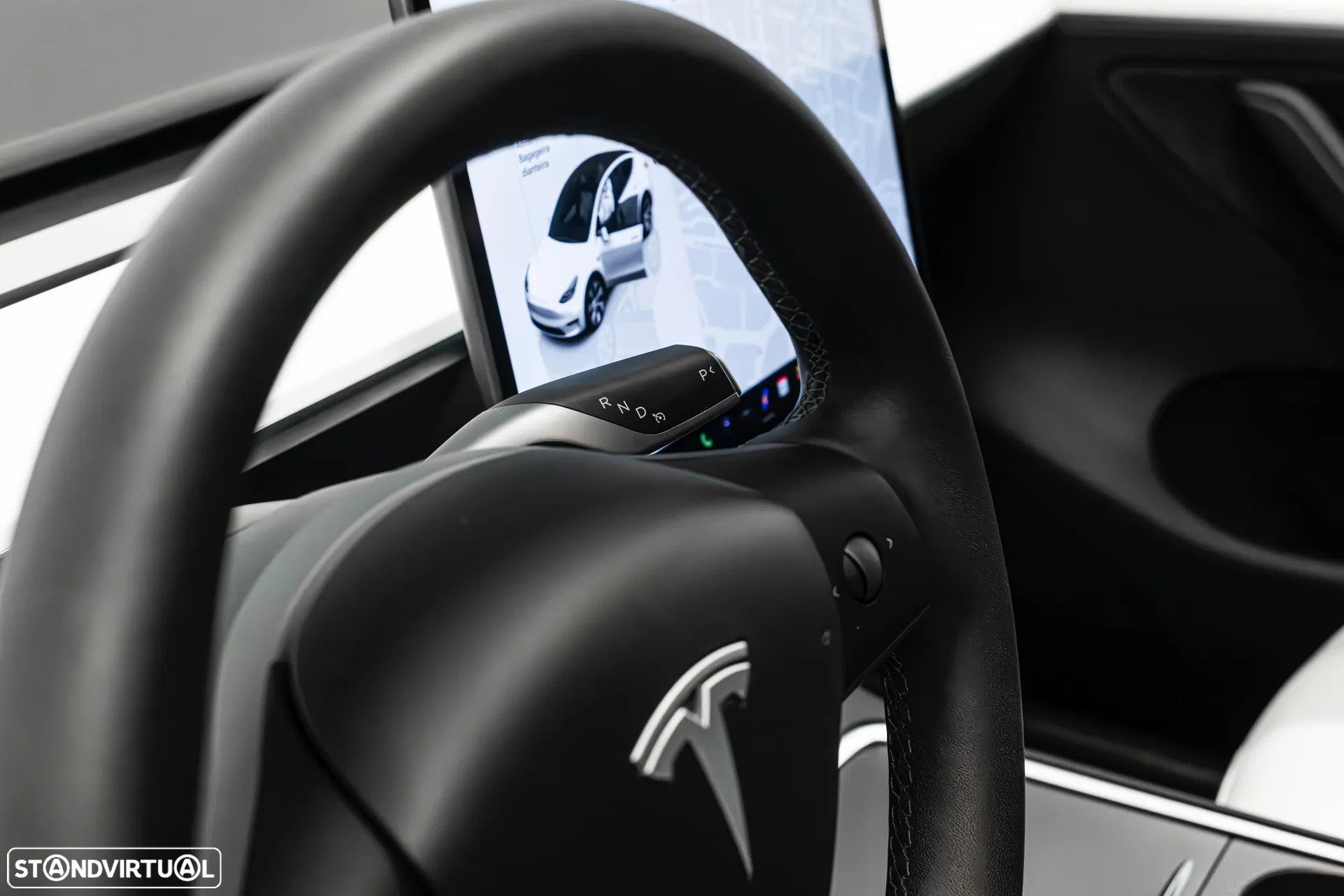 Tesla Model Y Long Range Tração Integral - 17