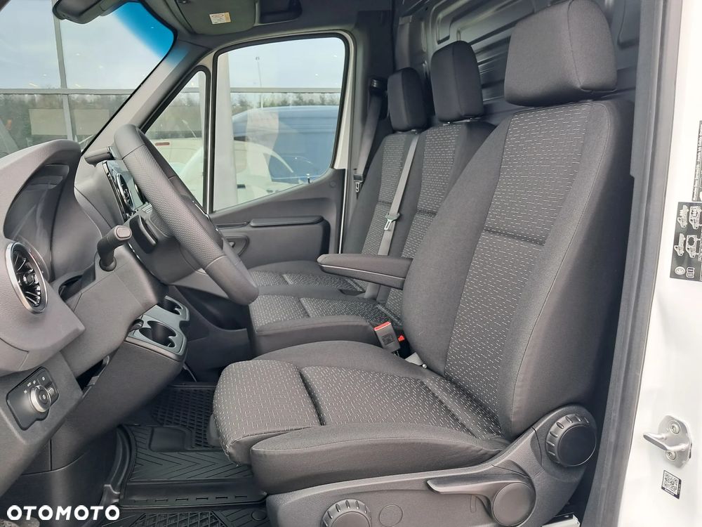 Mercedes-Benz Sprinter 315 CDI Furgon PRO standard  3665 mm L2H2 - 15