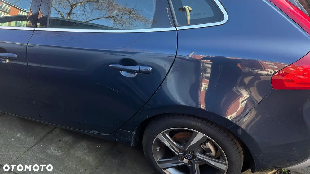 V40 r-design 1.6 Diesel wszystkie części potrzebujesz czegoś dzwoń 2015rok - 21