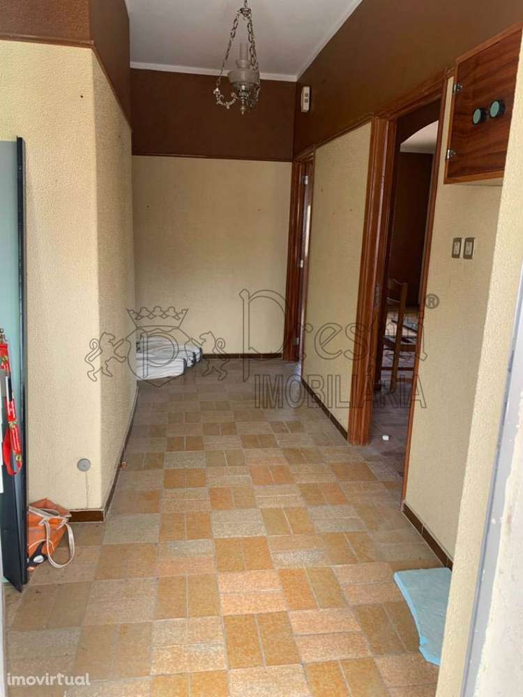 Prédio à venda em Mirandela - Grande imagem: 3/44