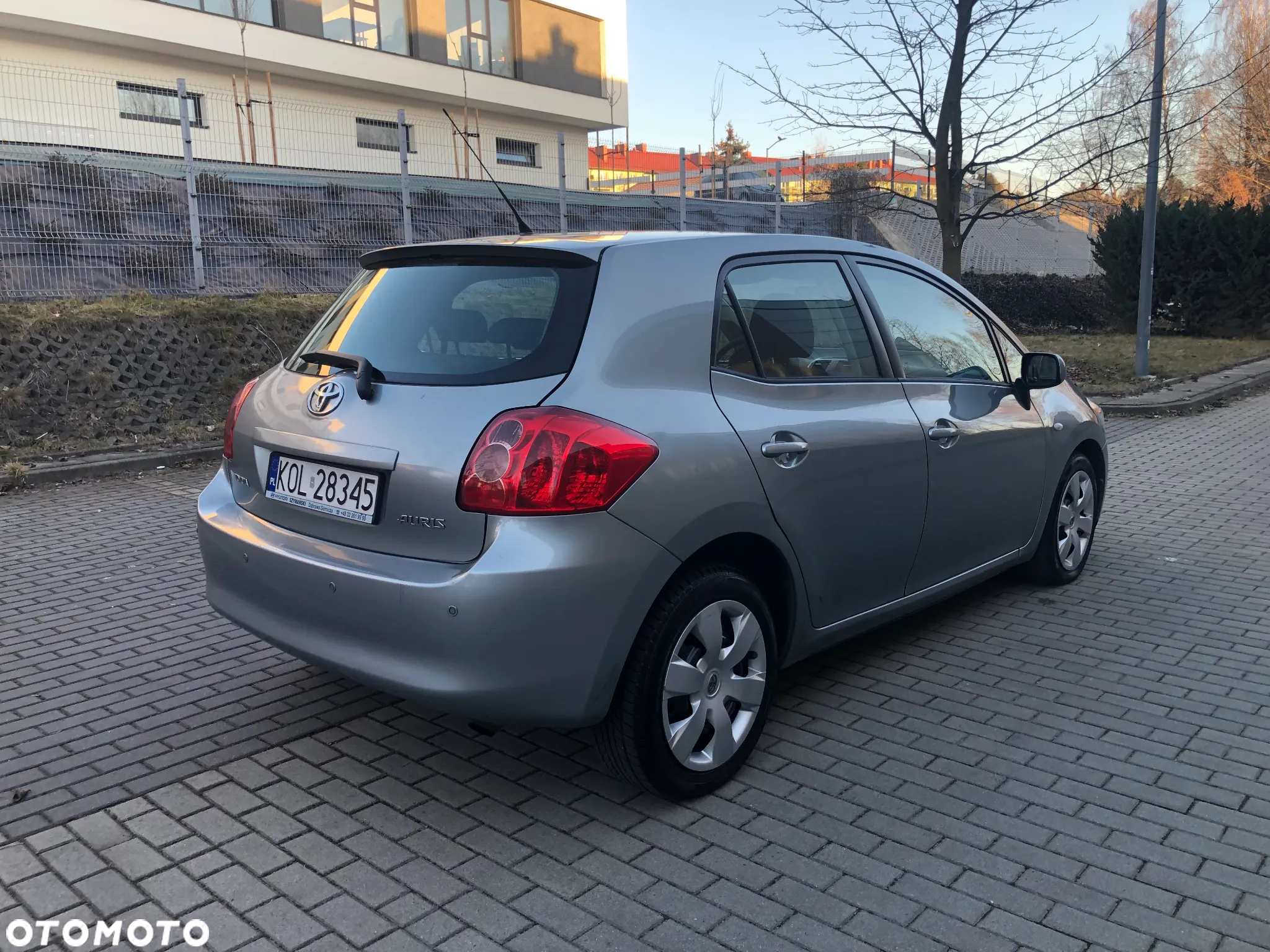 Toyota Auris 2.0 D-4D Luna - 3