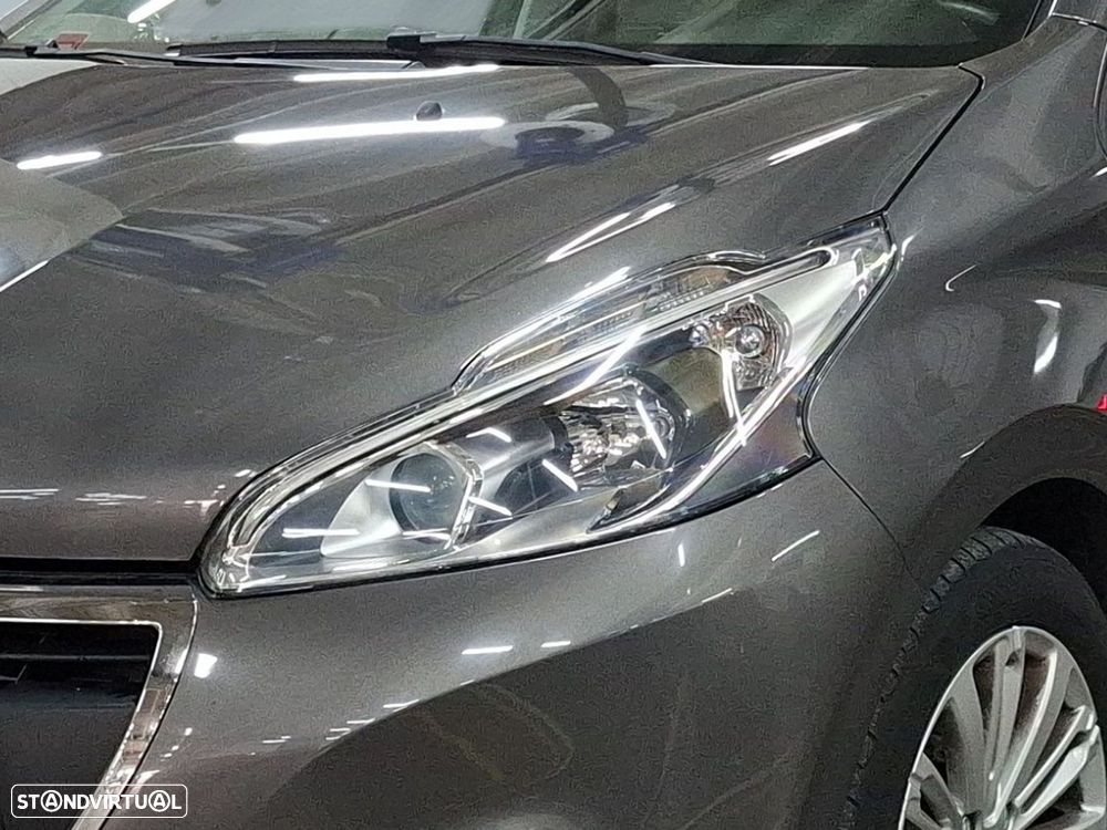 Peugeot 208 1.2 PureTech Style - 3