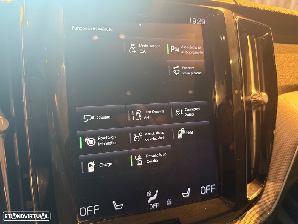 Volvo XC 60 2.0 T8 PHEV R-Design AWD - 56