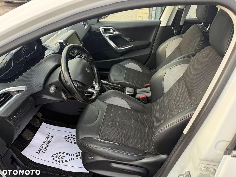 Peugeot 2008 1.2 Pure Tech Crossway S&S - 9