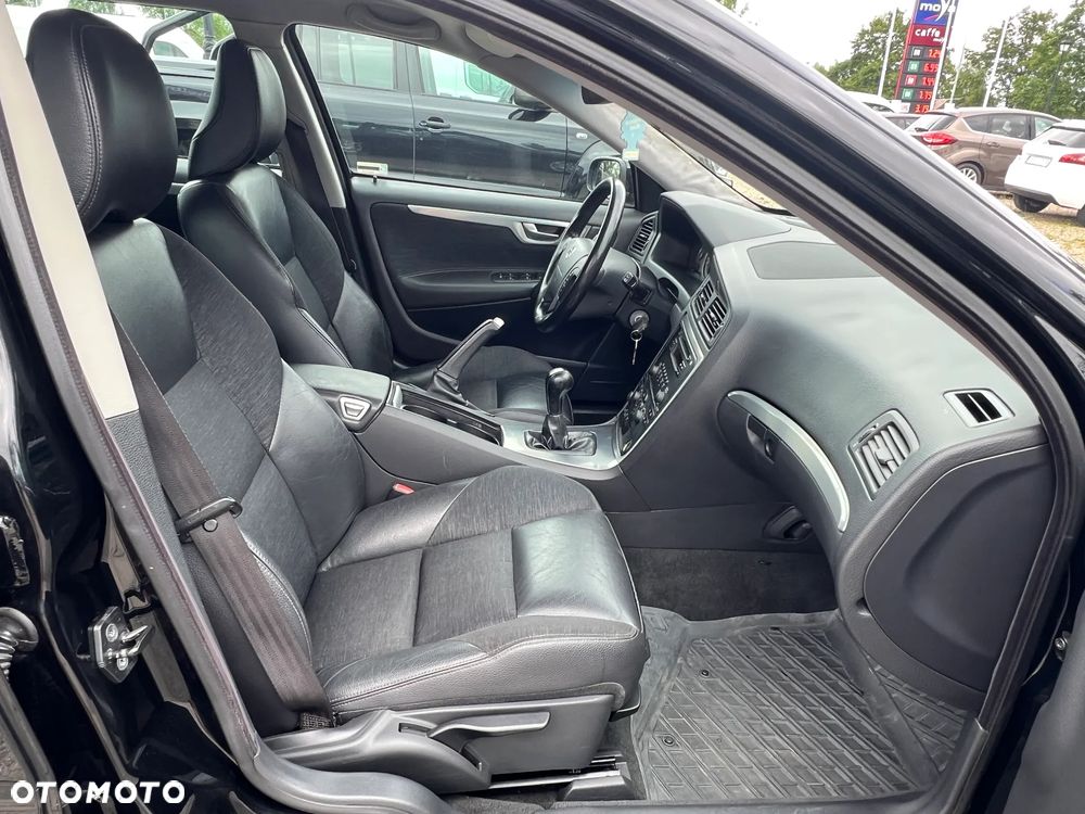 Volvo V70 2.4 Edition Comfort - 22