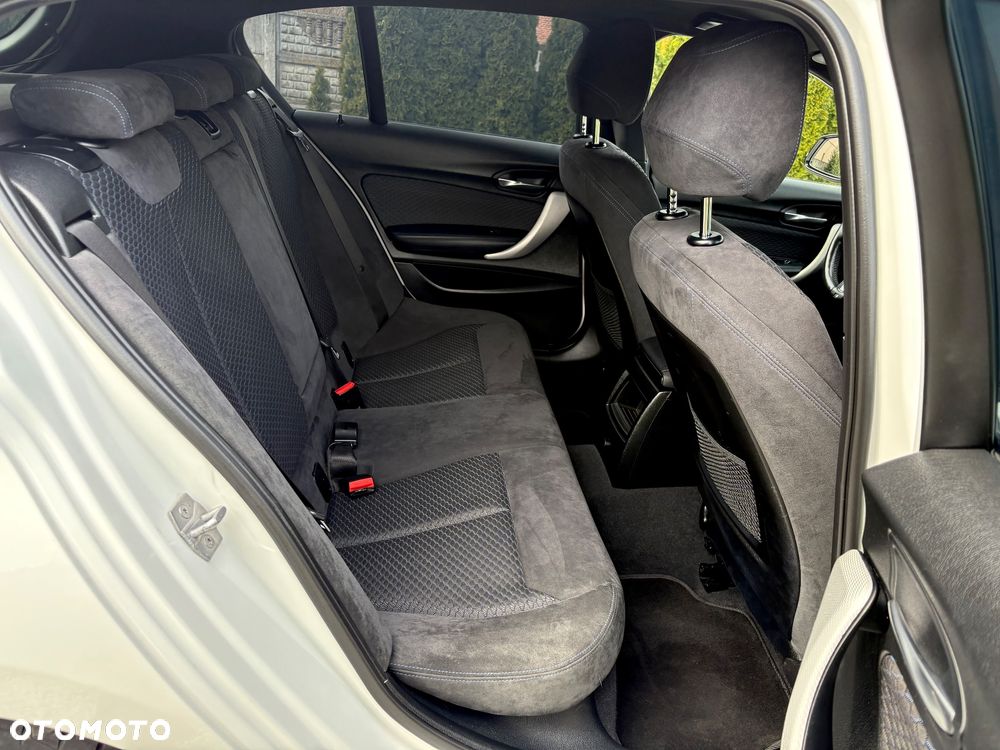 BMW Seria 1 118i Edition M Sport Shadow - 16