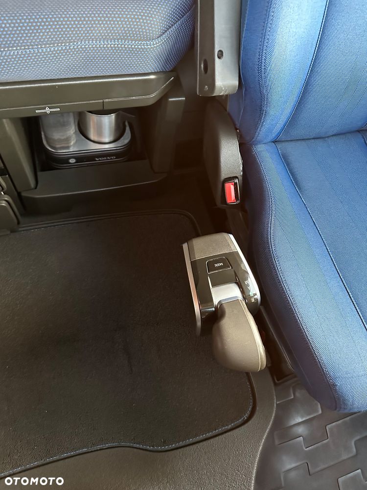 Volvo FH 460 Bez i Save Globetrotter z Niemiec - 19