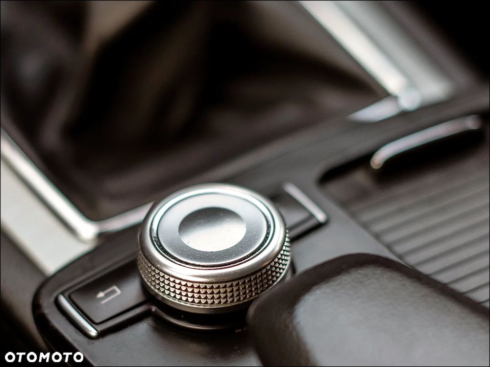Mercedes-Benz Klasa C - 30