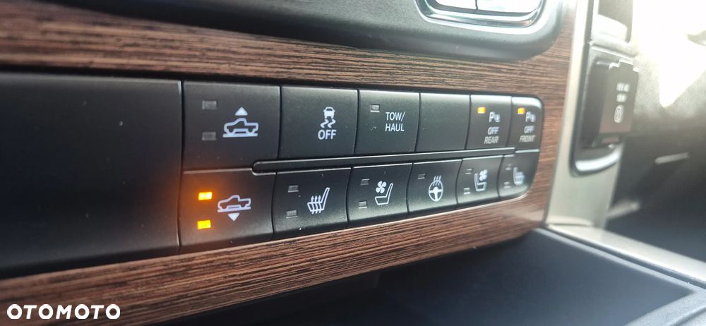 Dodge RAM 5.7 4x4 - 26