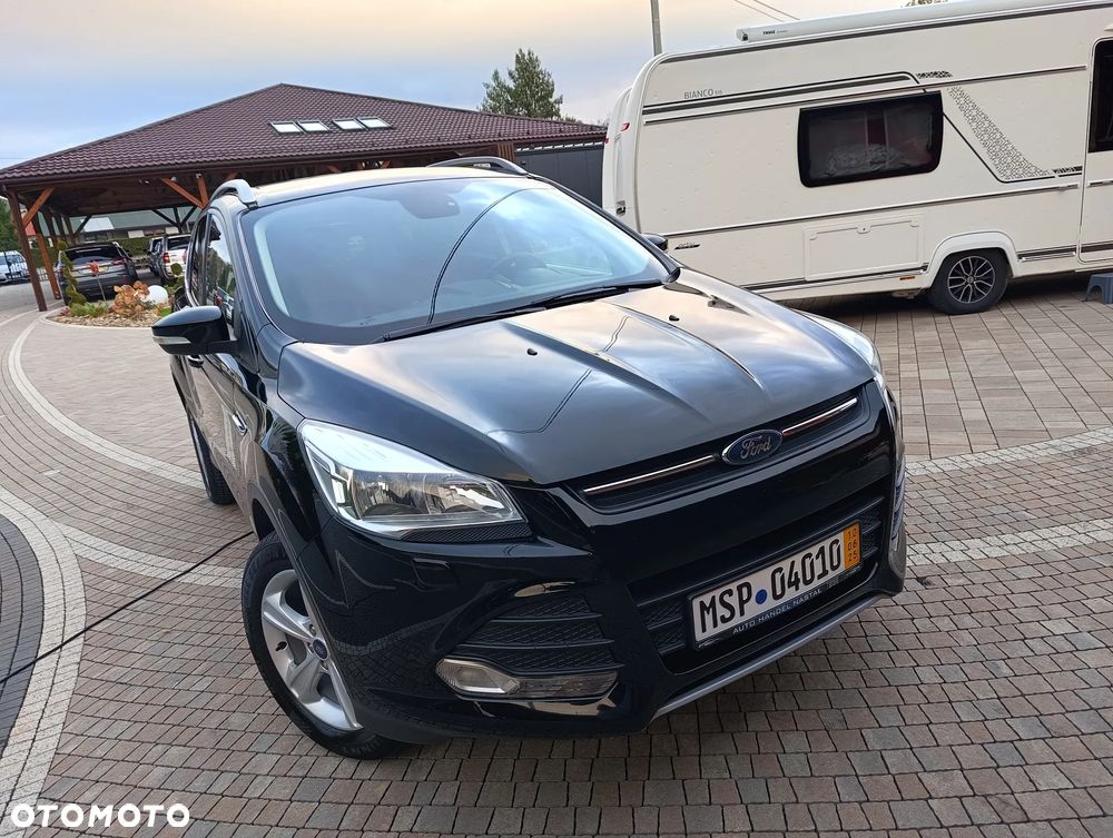 Ford Kuga 1.5 EcoBoost 2x4 Black & Silver - 5