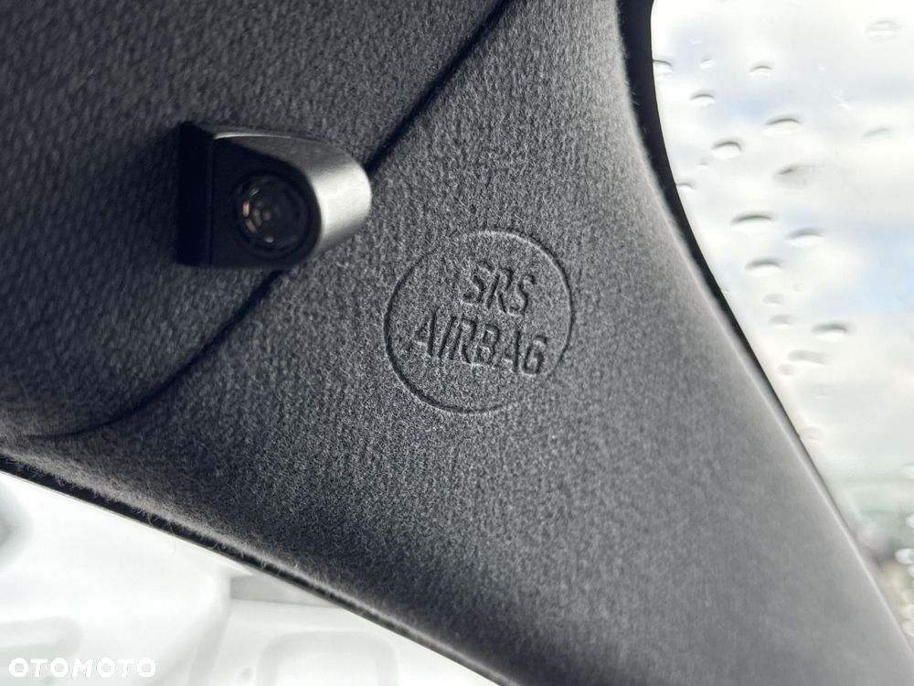 Toyota Corolla 1.8 Hybrid Comfort - 19