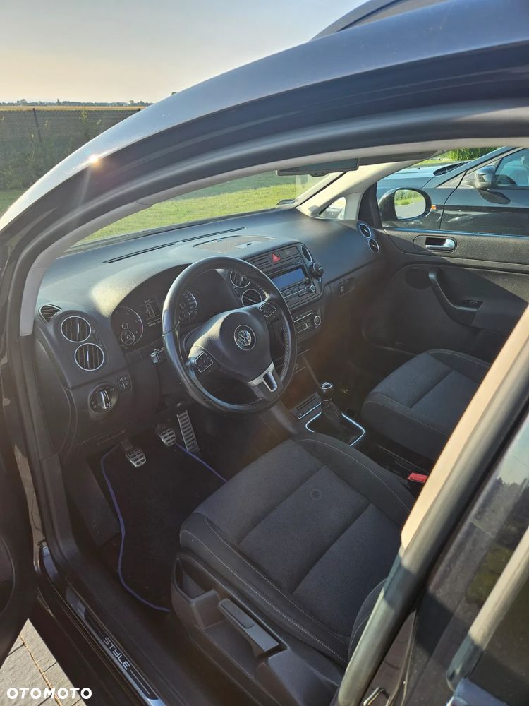 Volkswagen Golf Plus 1.6 TDI Highline - 28