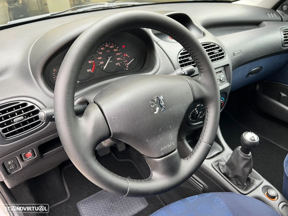 Peugeot 206 1.4 HDI VAN - UM PROPRIETÁRIO - TODAS AS REVISÕES NA MARCA - 19