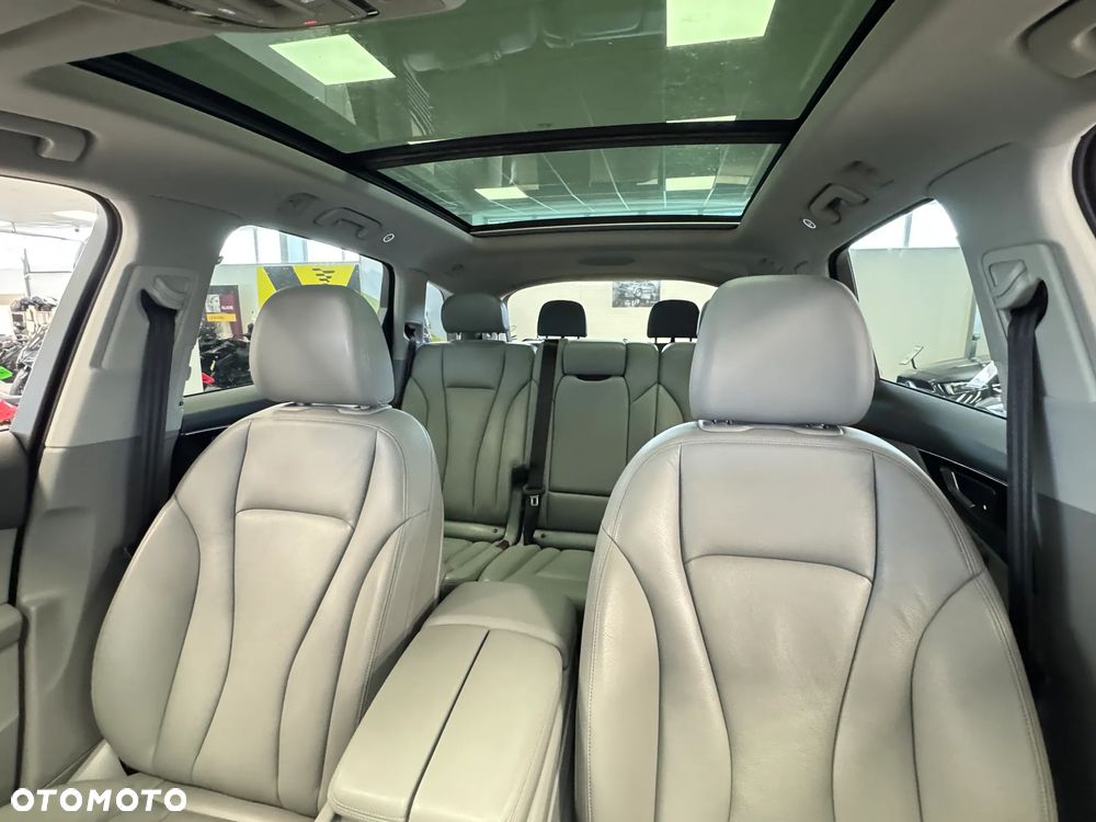 Audi Q7 - 24