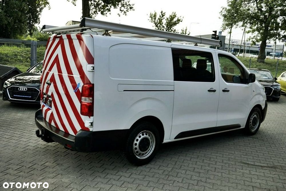 Peugeot Expert - 8