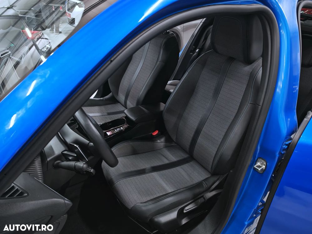 Peugeot 2008 PureTech 130 EAT8 Allure - 9