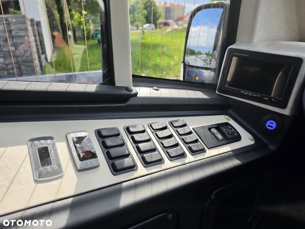 Mercedes-Benz Żak MB Sprinter 29+2 - 13