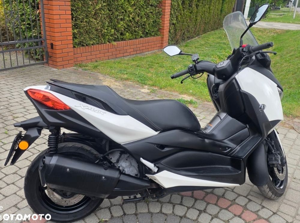 Yamaha X-max - 11