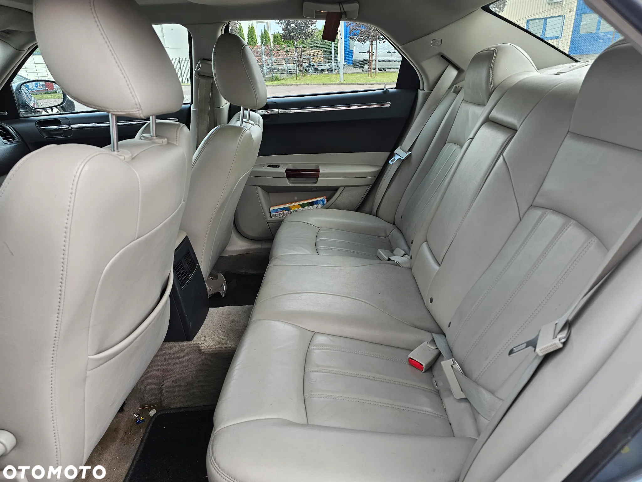 Chrysler 300C 5.7 V8 Hemi - 7