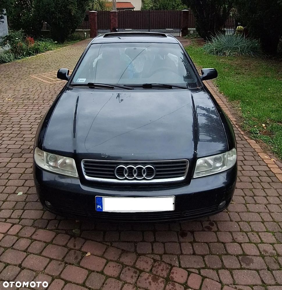 Audi A4 Limousine - 3