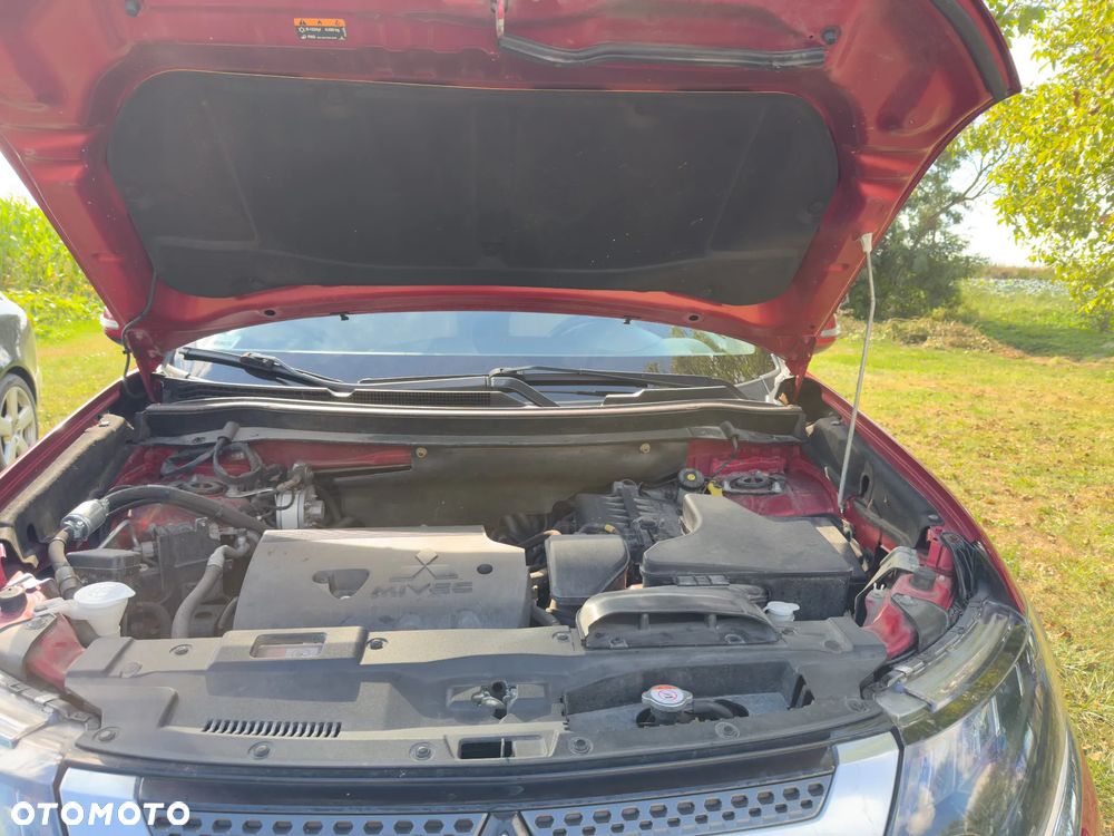 Mitsubishi Outlander 2.0 Instyle SDA 4WD CVT - 22