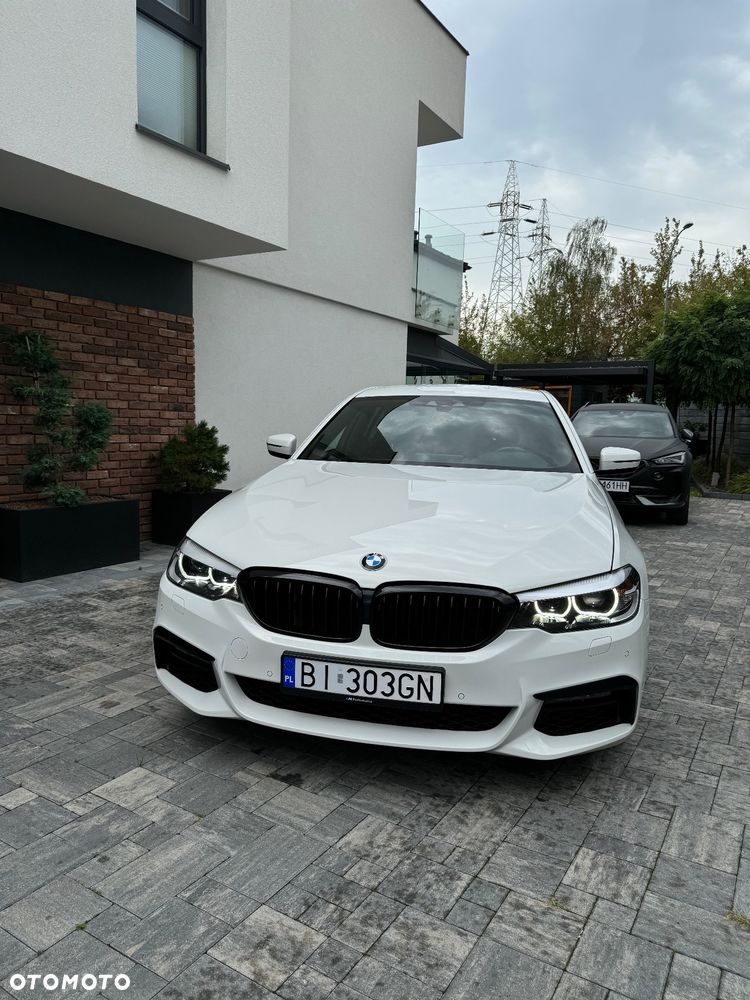BMW Seria 5 520d xDrive M Sport sport - 17