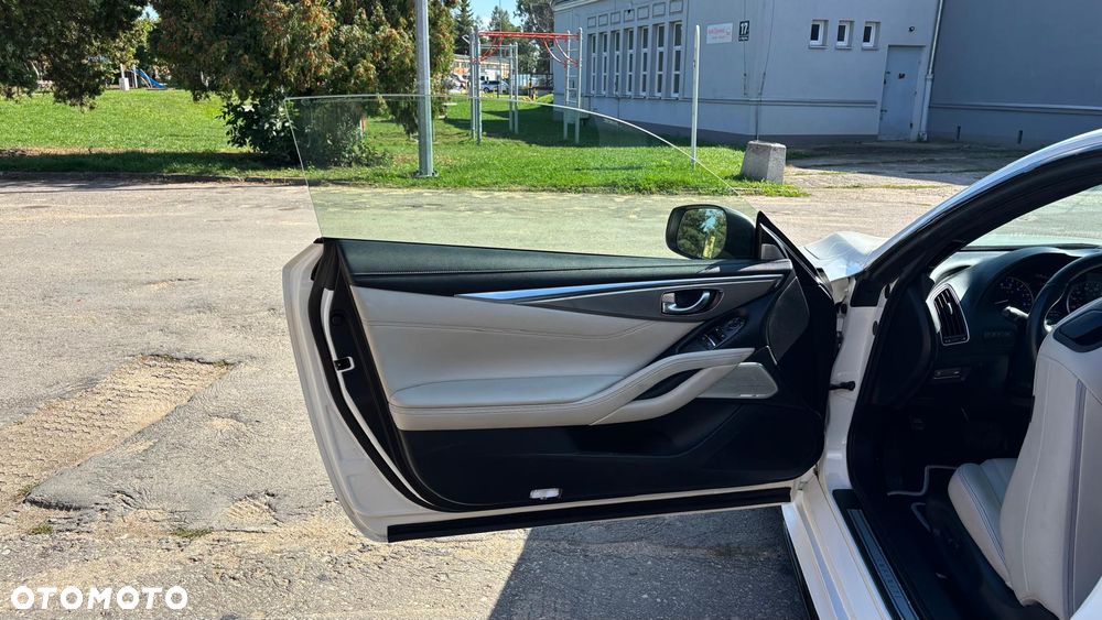 Infiniti Q60 3.0t AWD Sport - 11