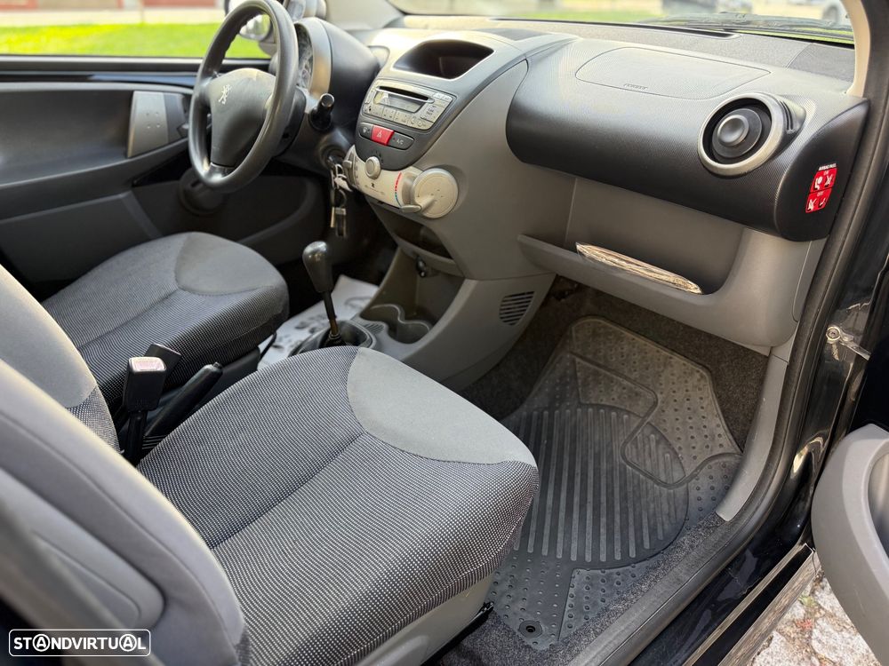 Peugeot 107 1.0 Urban - 6