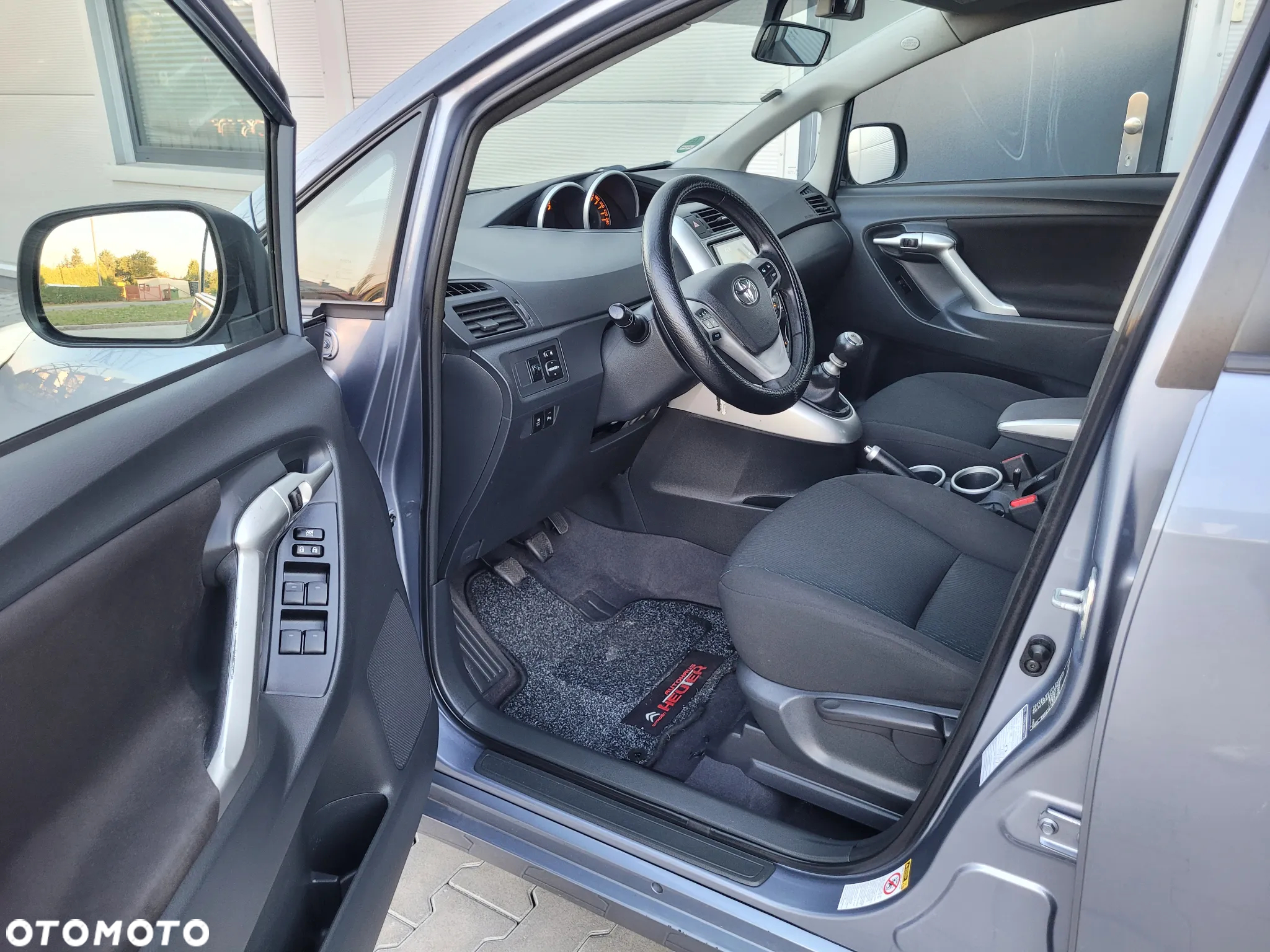 Toyota Verso 1.8 5-Sitzer Executive - 27