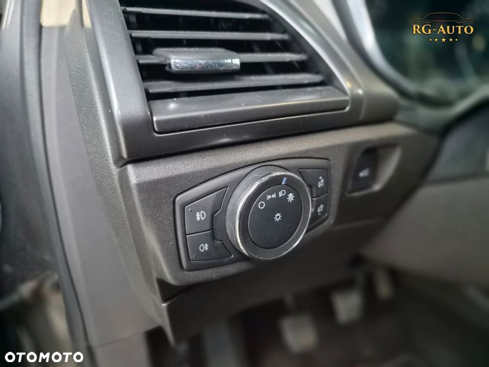 Ford Mondeo - 24