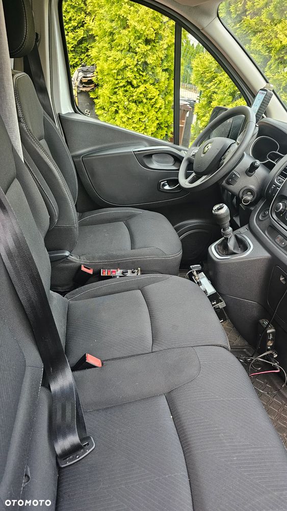 Renault Trafic - 9