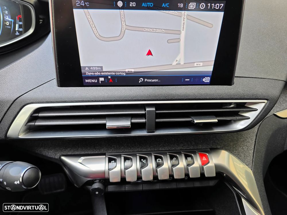Peugeot 3008 1.6 BlueHDi Allure EAT6 J18 - 41