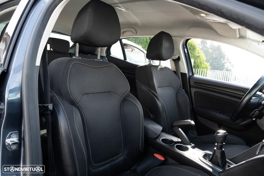 Renault Mégane 1.5 dCi Comfort SS - 21